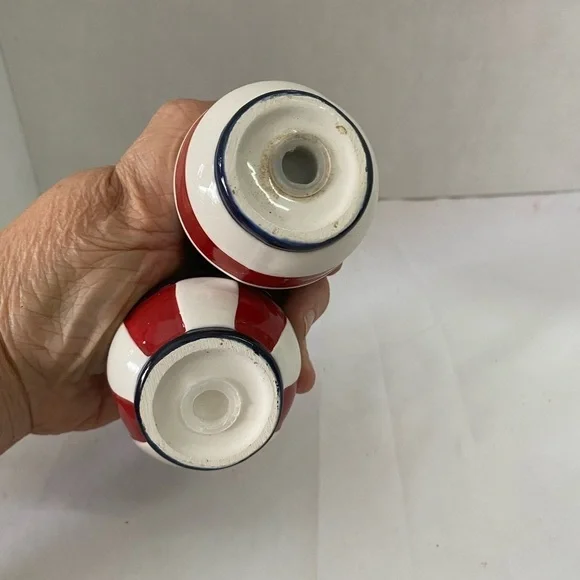 Patriotic Salt & Pepper Set (FH) - Picture 4 of 11